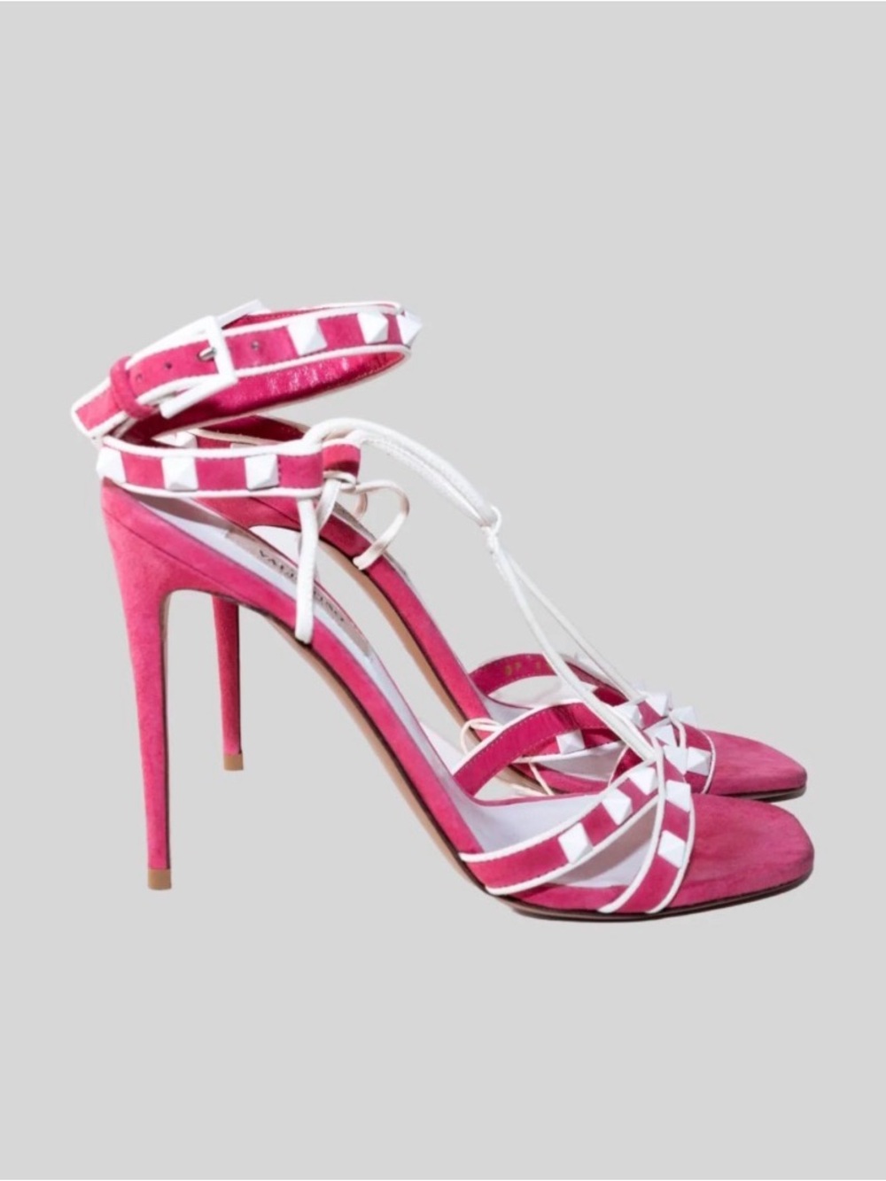 Valentino Garavani Free Rockstud Heels size 40/9